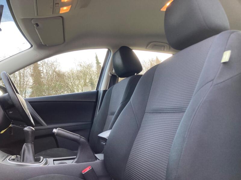 MAZDA MAZDA3