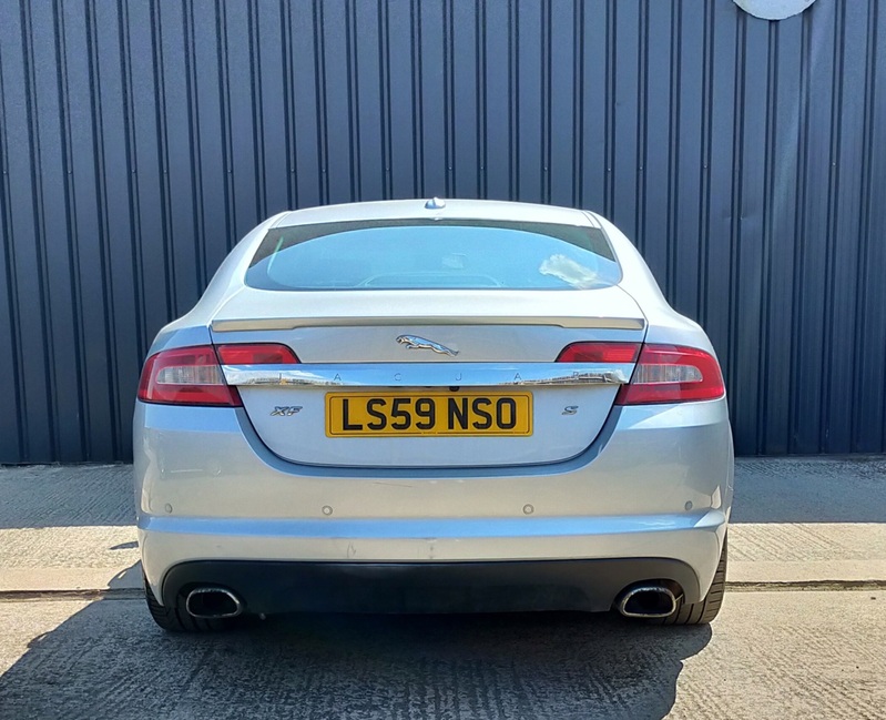 JAGUAR XF
