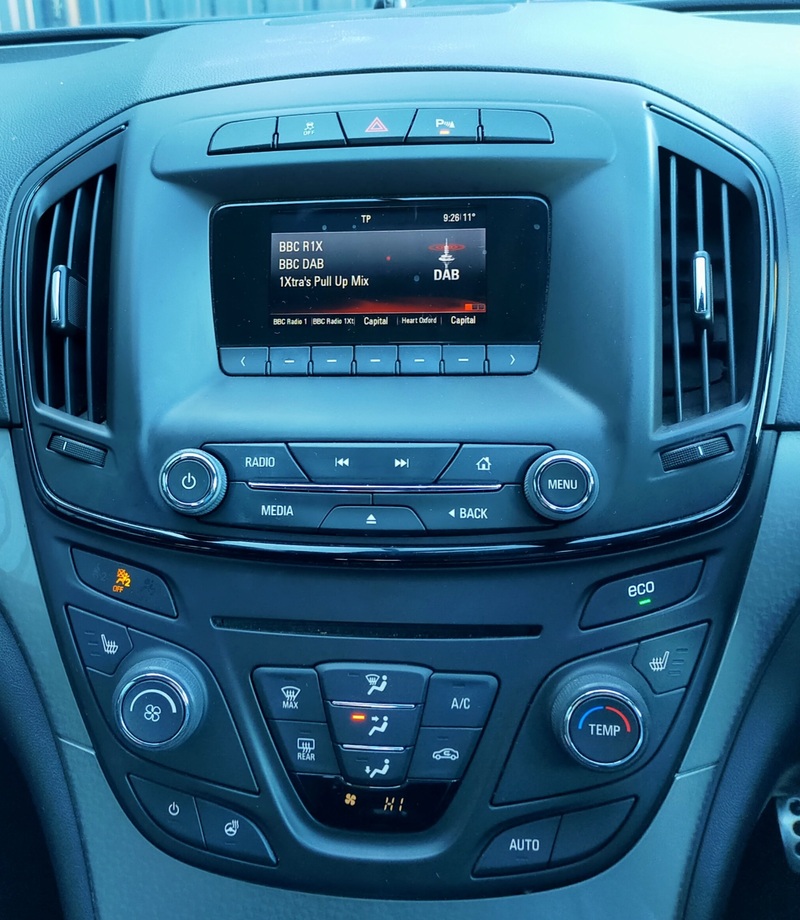 VAUXHALL INSIGNIA