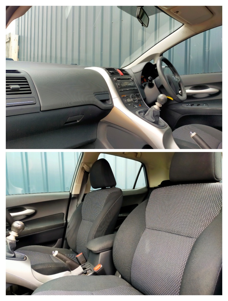 TOYOTA AURIS