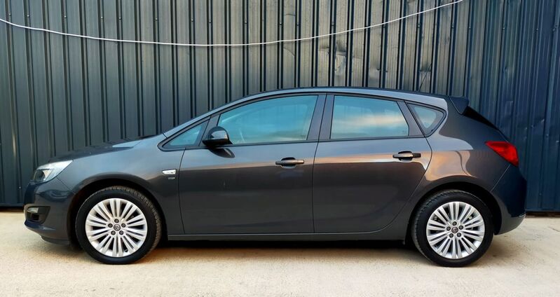 VAUXHALL ASTRA