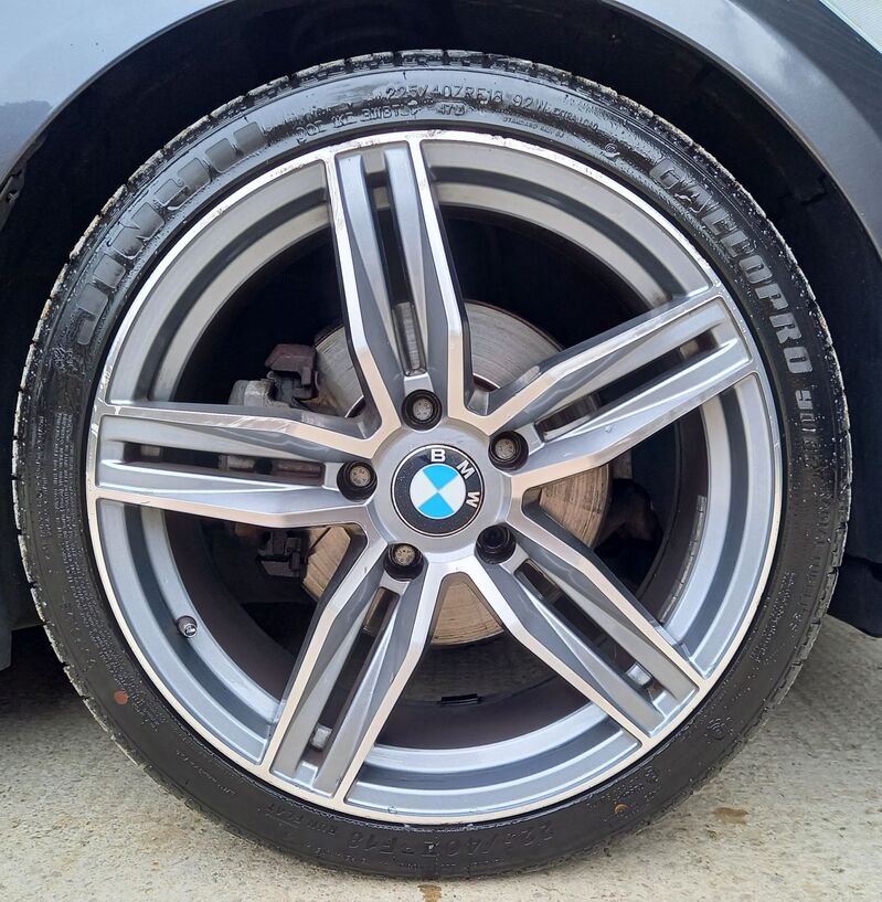 BMW 3 SERIES