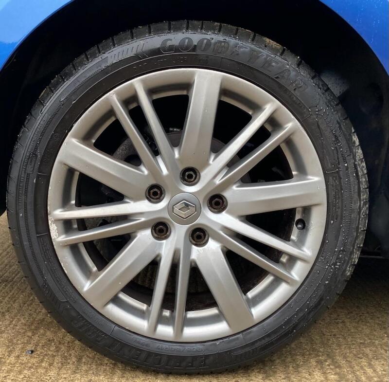 RENAULT MEGANE