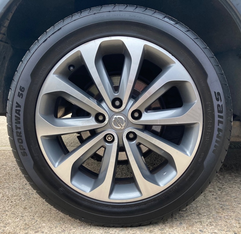 NISSAN QASHQAI