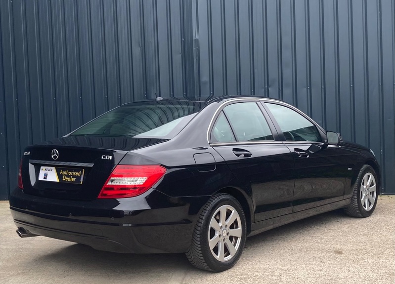 MERCEDES-BENZ C CLASS